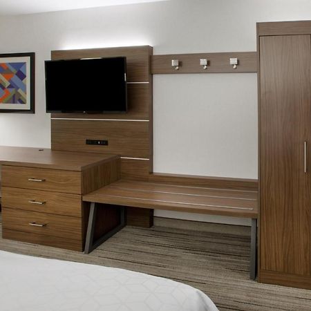 Holiday Inn Express & Suites - Milan - Sandusky Area By Ihg Luaran gambar