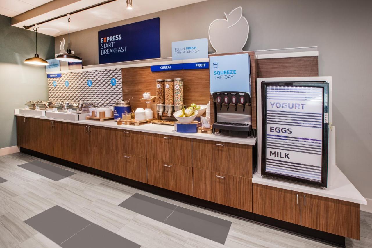 Holiday Inn Express & Suites - Milan - Sandusky Area By Ihg Luaran gambar