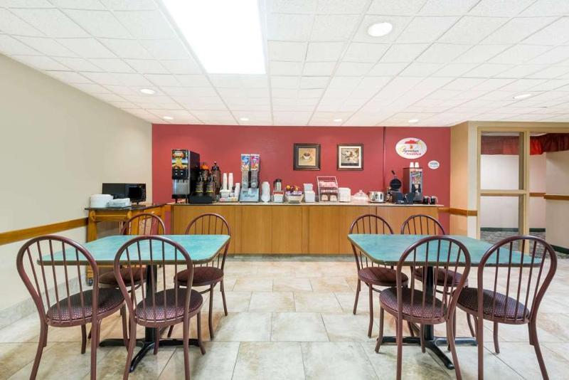 Holiday Inn Express & Suites - Milan - Sandusky Area By Ihg Luaran gambar