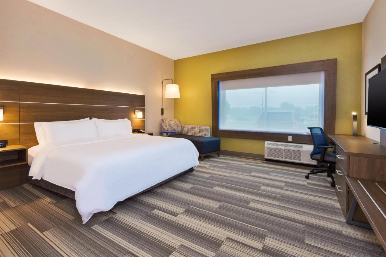 Holiday Inn Express & Suites - Milan - Sandusky Area By Ihg Luaran gambar