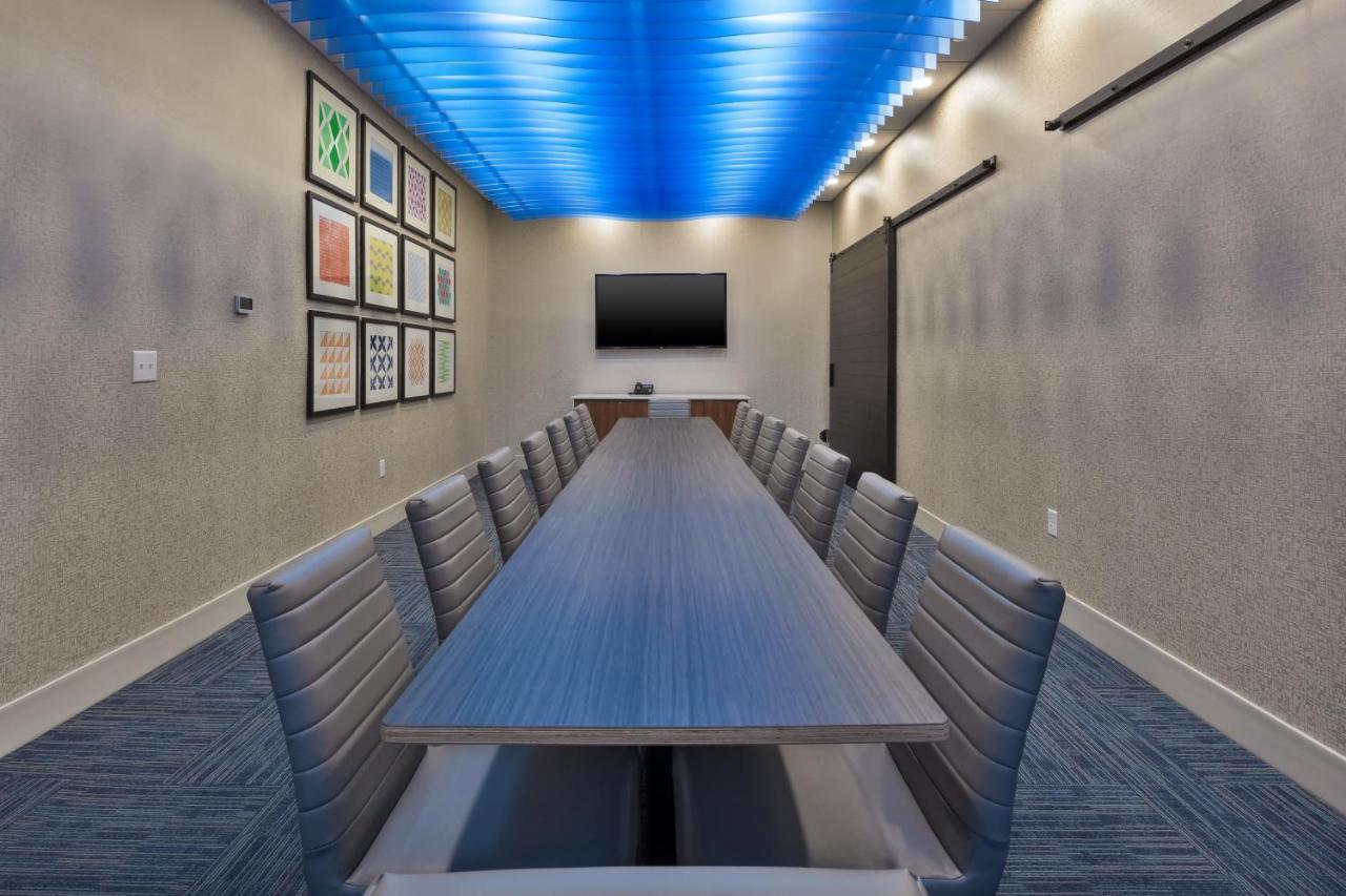 Holiday Inn Express & Suites - Milan - Sandusky Area By Ihg Luaran gambar